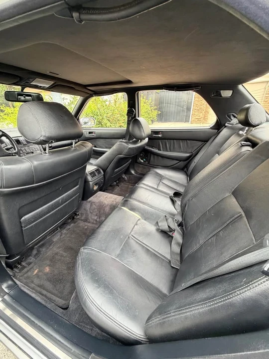1994 Lexus LS 1st Gen - Image 4 of 8