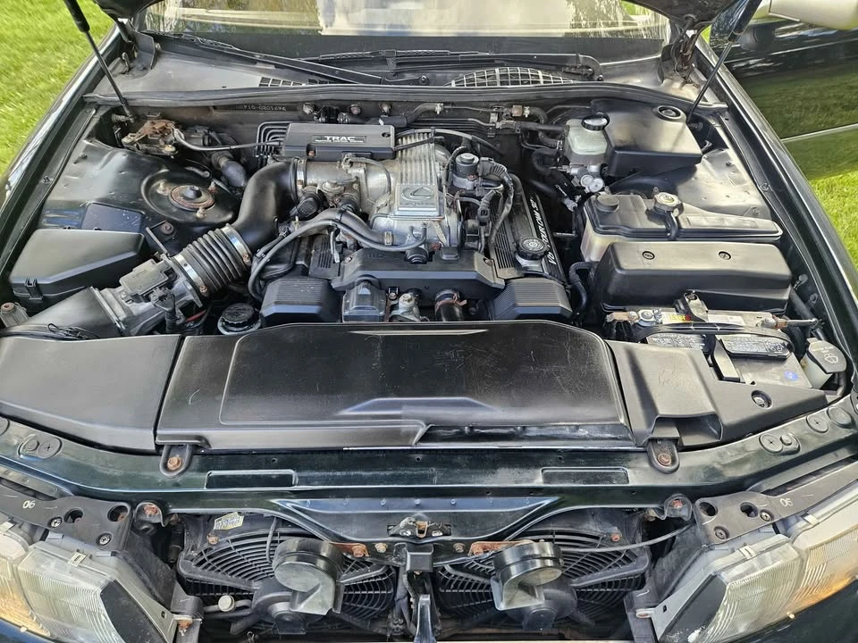 1994 Lexus LS 1st Gen - Image 12 of 18