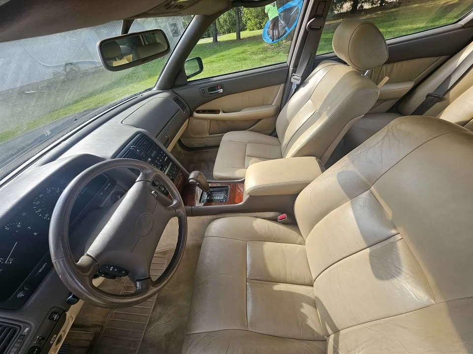 1994 Lexus LS 1st Gen - Image 9 of 18