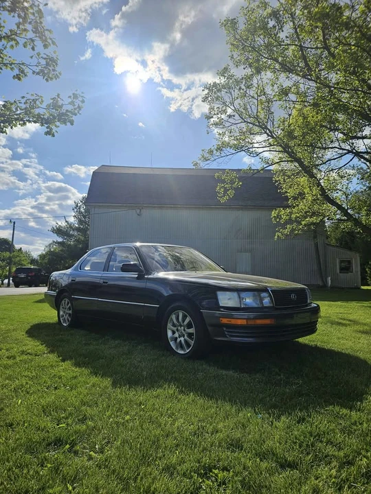 1994 Lexus LS 1st Gen - Image 8 of 18