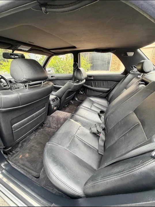 1994 Lexus LS 1st Gen - Image 6 of 7