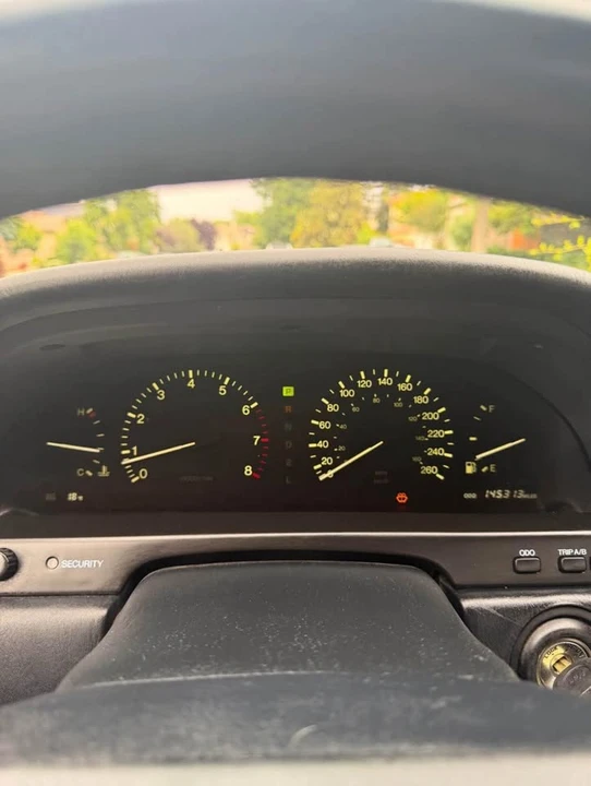 1994 Lexus LS 1st Gen - Image 5 of 7