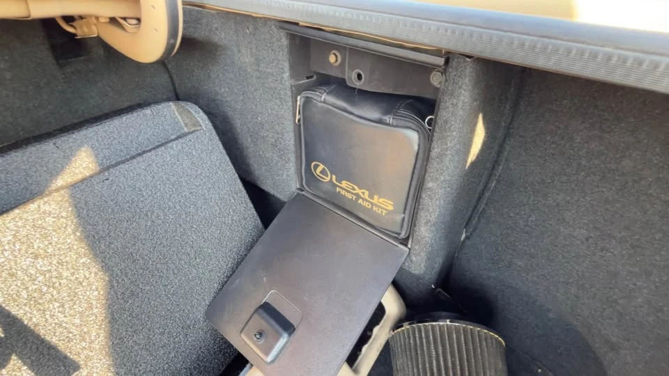 1994 Lexus LS 1st Gen - Image 12 of 12