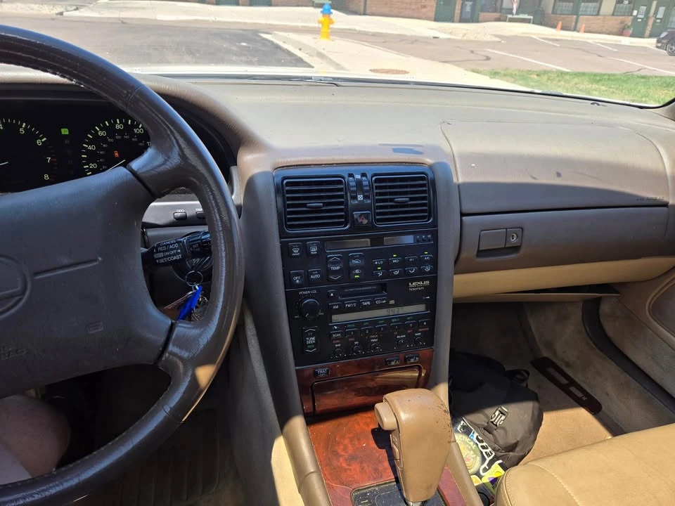 1994 Lexus LS 1st Gen - Image 7 of 9
