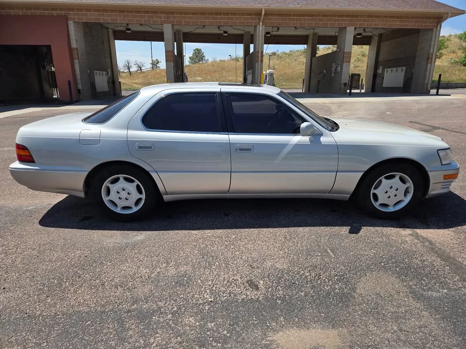 1994 Lexus LS 1st Gen - Image 3 of 9