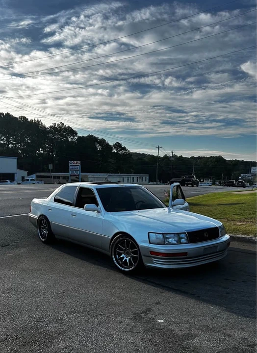 1994 Lexus LS 1st Gen - Image 2 of 7