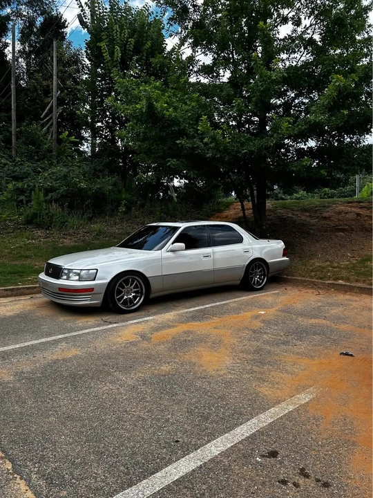 1994 Lexus LS 1st Gen - Image 4 of 7