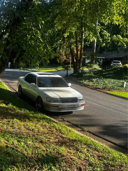 1994 Lexus LS 1st Gen - Image 3 of 7