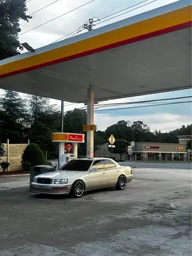 1994 Lexus LS 400