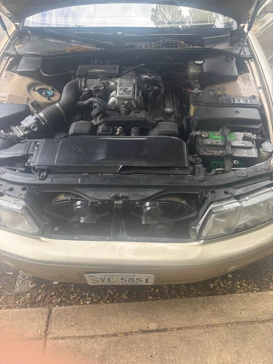 1994 Lexus LS 1st Gen - Image 5 of 8