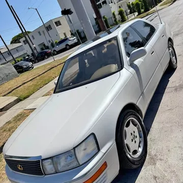 1994 Lexus LS 400 Sedan 4D