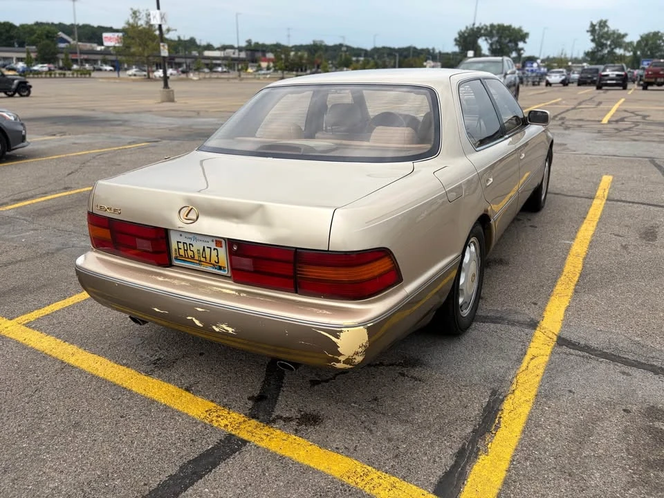 1994 Lexus LS 1st Gen - Image 5 of 5