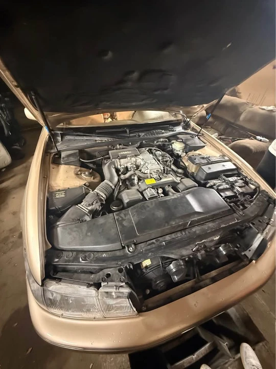 1994 Lexus LS 1st Gen - Image 2 of 5