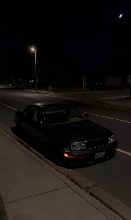 1994 Lexus LS 1st Gen - Image 2 of 6
