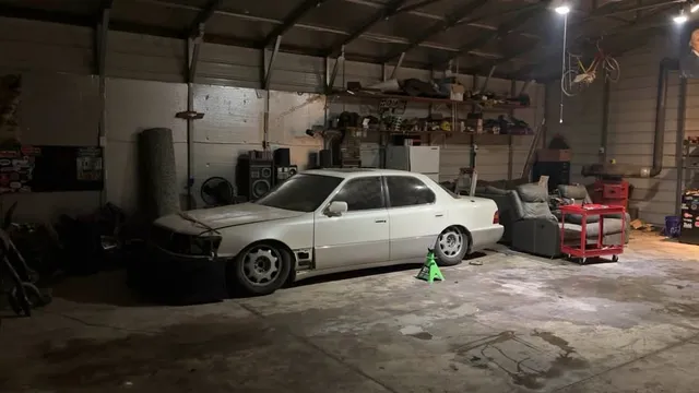 1994 Lexus LS 400 Sedan