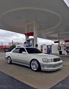 1994 Lexus LS 400 Sedan 4D