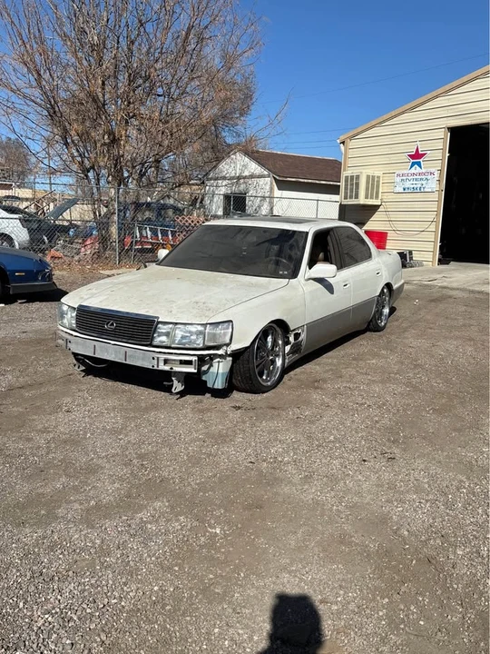 1994 Lexus LS 1st Gen - Image 2 of 4