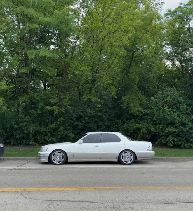 1994 Lexus LS 1st Gen - Image 3 of 7
