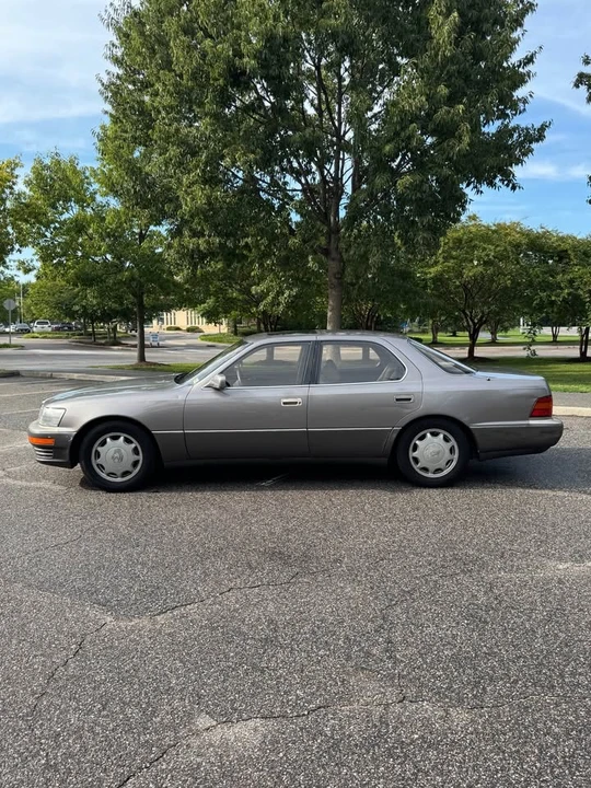 1994 Lexus LS 1st Gen - Image 2 of 20