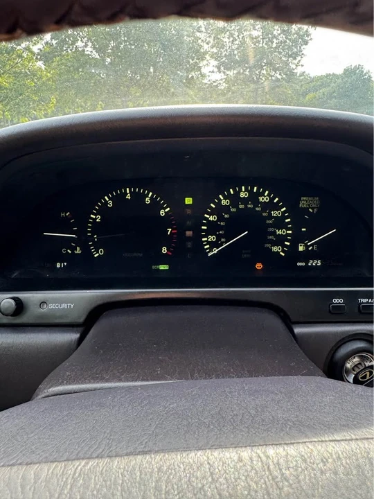 1994 Lexus LS 1st Gen - Image 9 of 20