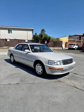 1994 Lexus LS 400 Sedan 4D