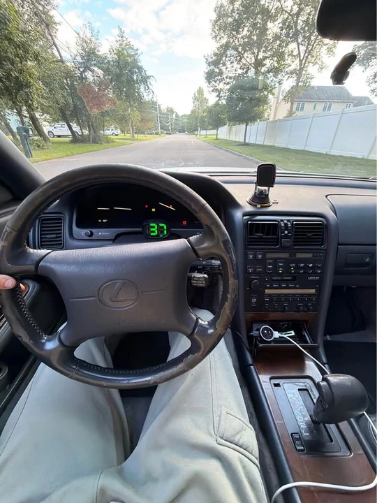 1994 Lexus LS 1st Gen - Image 7 of 8