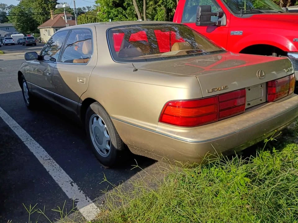 1994 Lexus LS 1st Gen - Image 4 of 7