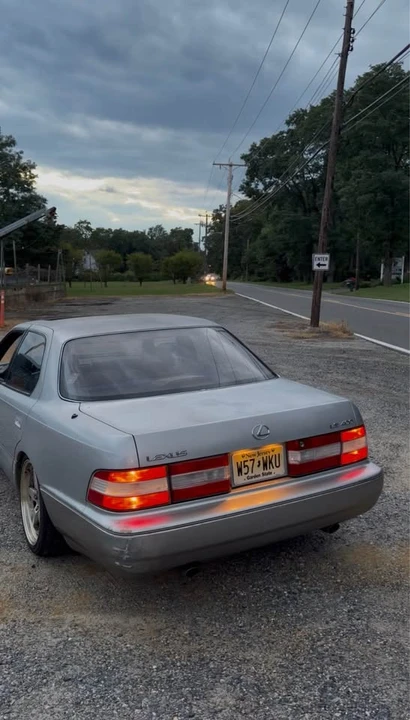 1994 Lexus LS 1st Gen - Image 2 of 8