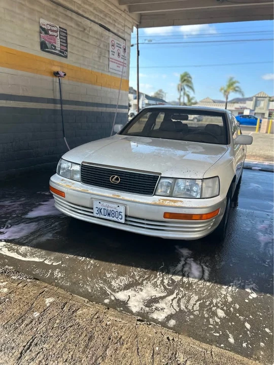 1994 Lexus LS 1st Gen - Image 5 of 8
