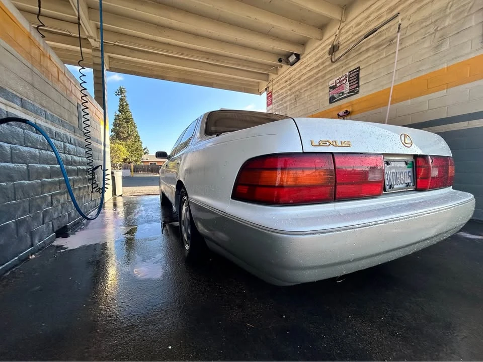 1994 Lexus LS 1st Gen - Image 4 of 8