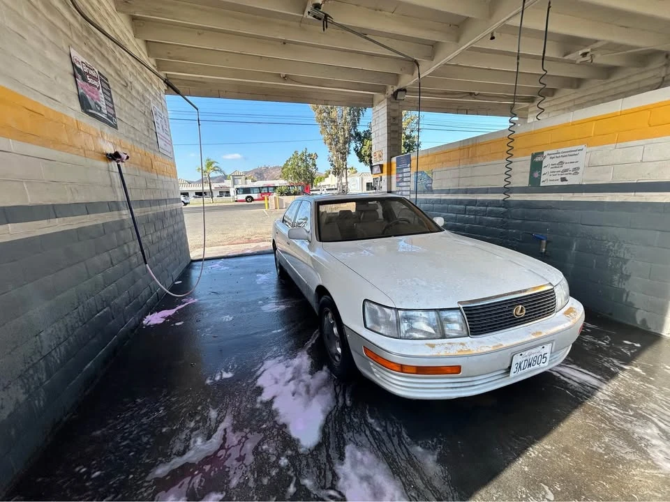 1994 Lexus LS 1st Gen - Image 2 of 8
