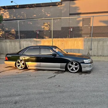 1994 Lexus LS 400
