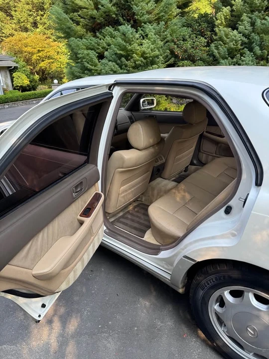 1994 Lexus LS 1st Gen - Image 6 of 18
