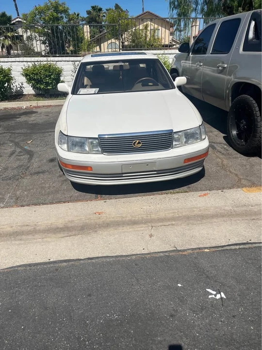 1994 Lexus LS 1st Gen - Image 5 of 7