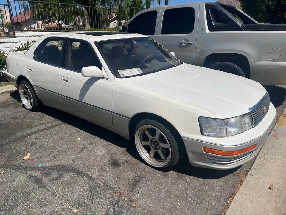 1994 Lexus LS 1st Gen - Image 4 of 7