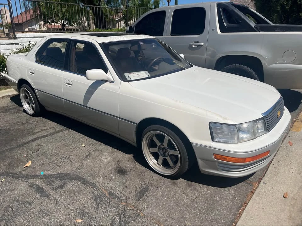 1994 Lexus LS 1st Gen - Image 6 of 7