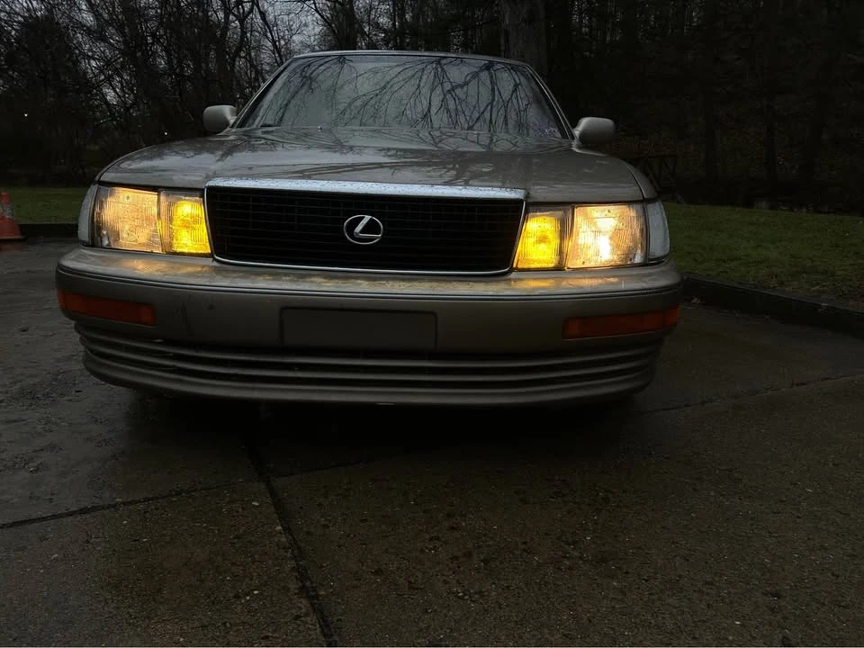 1994 Lexus LS 1st Gen - Image 2 of 10