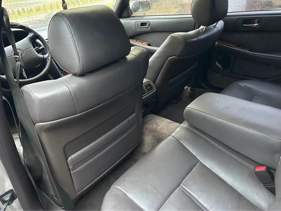 1994 Lexus LS 1st Gen - Image 9 of 10