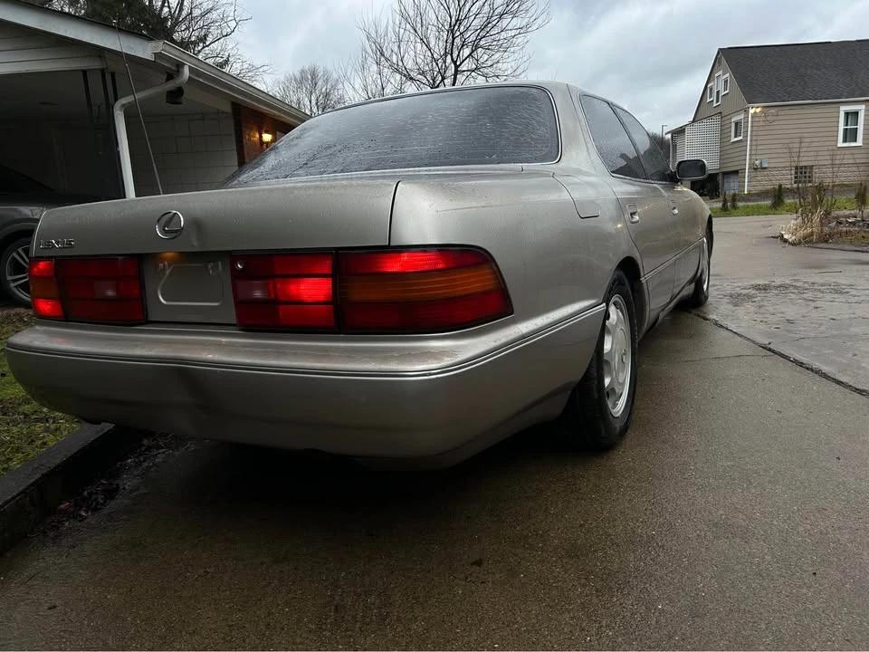 1994 Lexus LS 1st Gen - Image 4 of 10