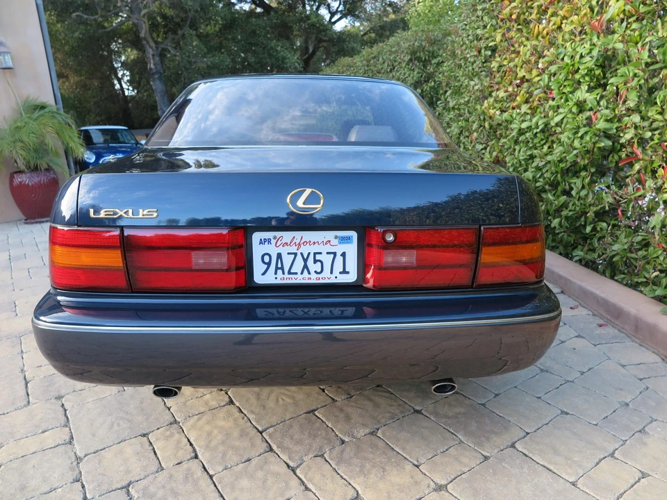 1994 Lexus LS 1st Gen - Image 16 of 31