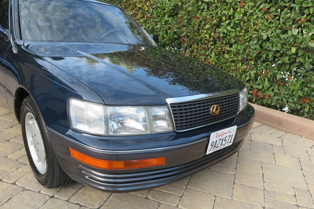 1994 Lexus LS 1st Gen - Image 5 of 31