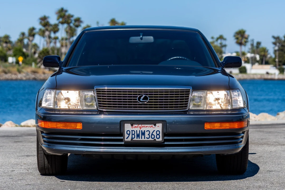 1994 Lexus LS 1st Gen - Image 9 of 31