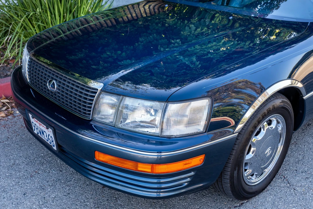 1994 Lexus LS 1st Gen - Image 16 of 31