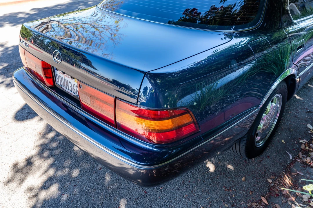 1994 Lexus LS 1st Gen - Image 20 of 31
