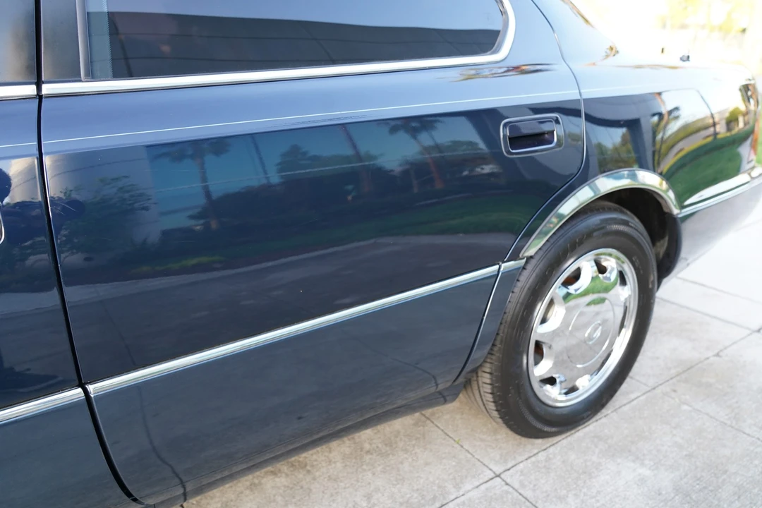 1994 Lexus LS 1st Gen - Image 26 of 31