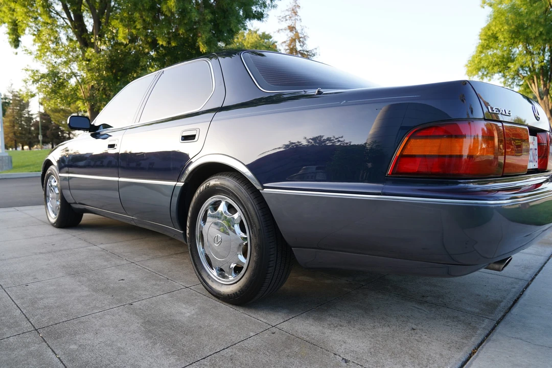 1994 Lexus LS 1st Gen - Image 5 of 31