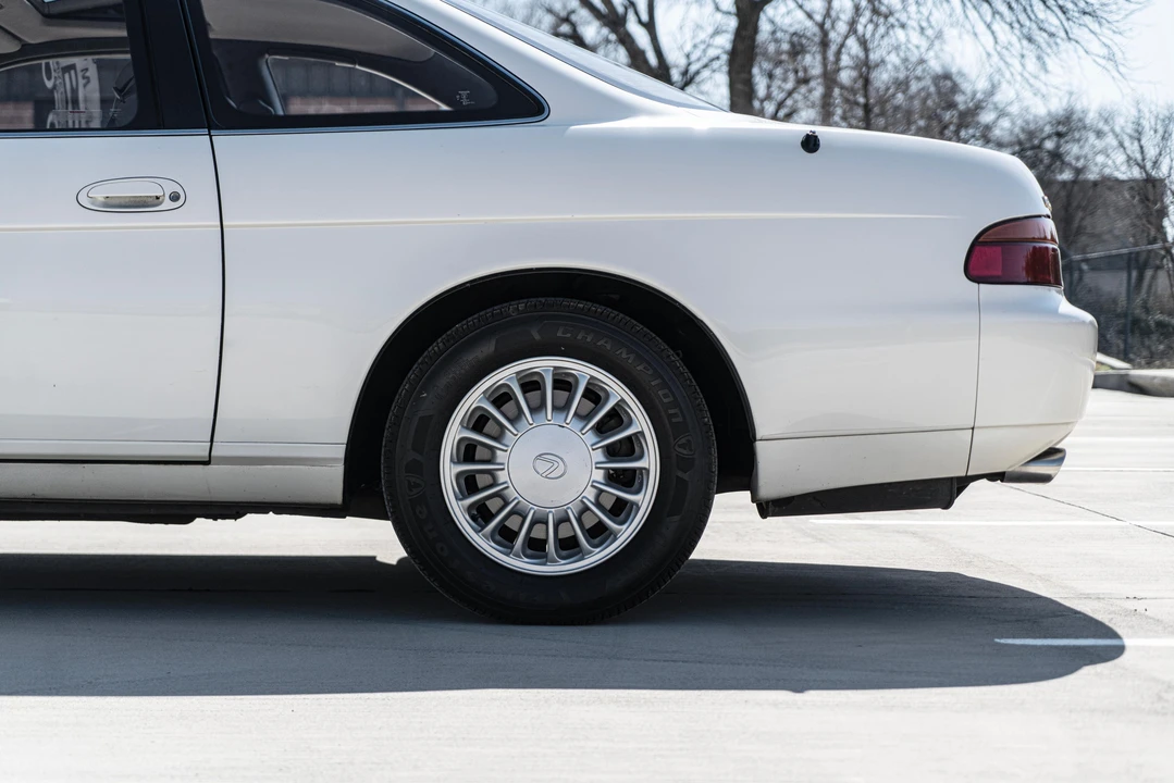 1994 Lexus SC400 - Image 19 of 31