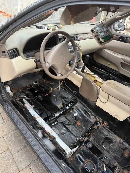 1994 Lexus SC400 - Image 9 of 15