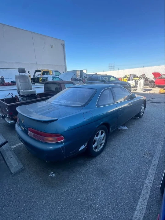 1994 Lexus SC400 - Image 3 of 9