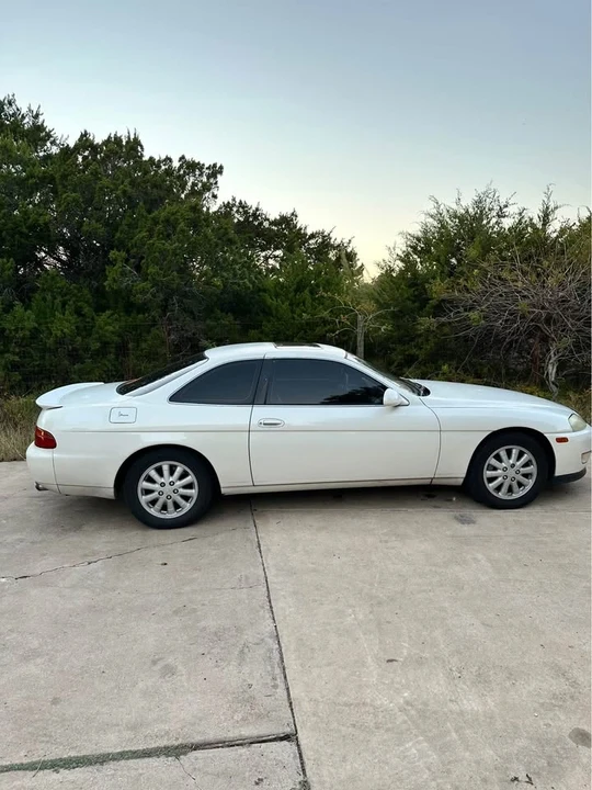 1994 Lexus SC400 - Image 2 of 5